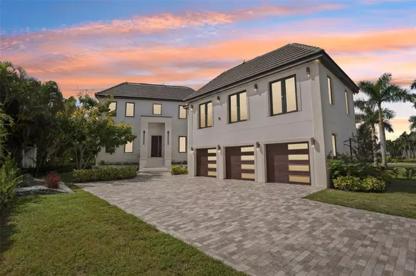 Apollo Beach, FL 33572,6305 MARBELLA BLVD