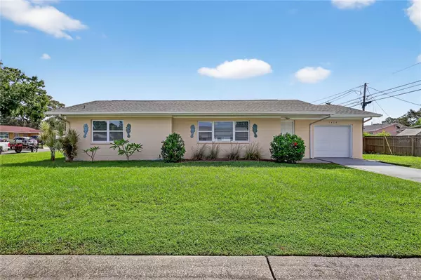 1424 YORK ST S, Gulfport, FL 33707