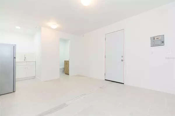 Tampa, FL 33604,118 W SLIGH AVE #A