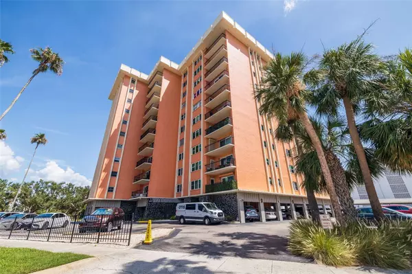 St Petersburg, FL 33701,1120 N SHORE DR NE #503