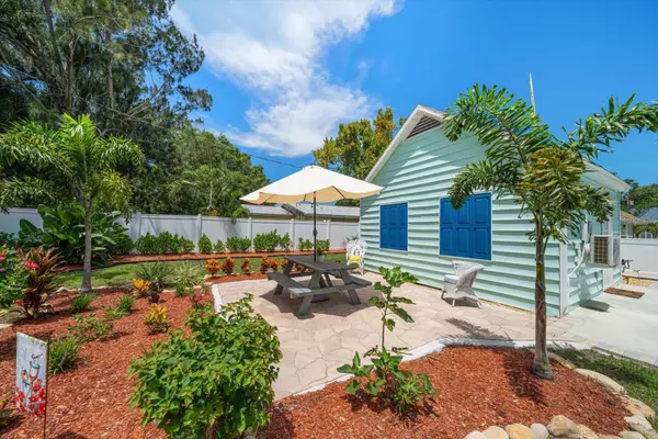 Largo, FL 33770,907 15TH AVE NW