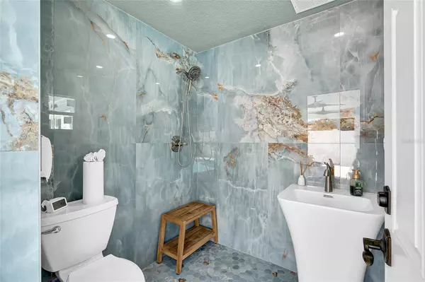 St Petersburg, FL 33710,8101 38TH AVE N