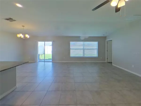 Ruskin, FL 33570,1615 BROAD WINGED HAWK DR