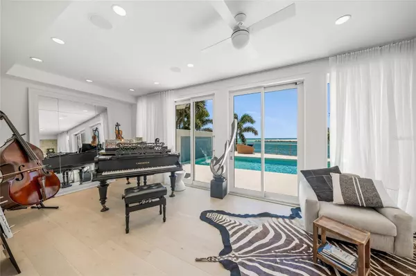 Sarasota, FL 34236,1209 WESTWAY DR