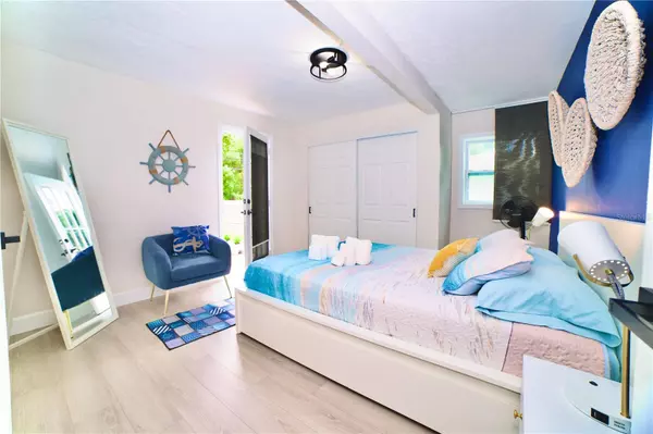 Clearwater, FL 33761,6956 300TH AVE N