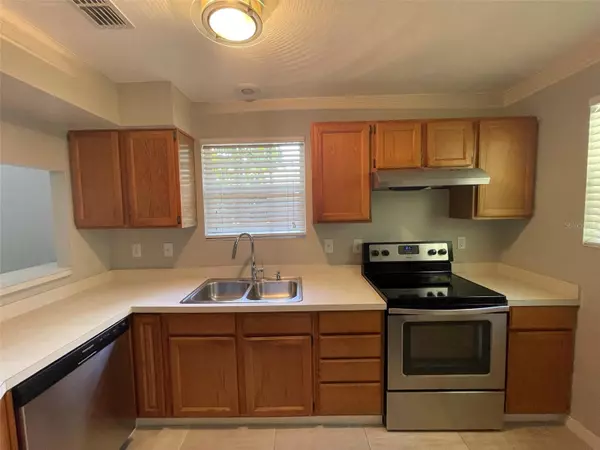 Dunedin, FL 34698,618 BROADWAY #A