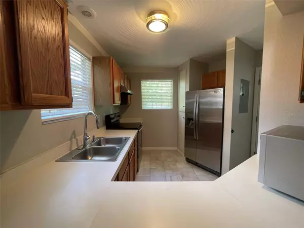 Dunedin, FL 34698,618 BROADWAY #A