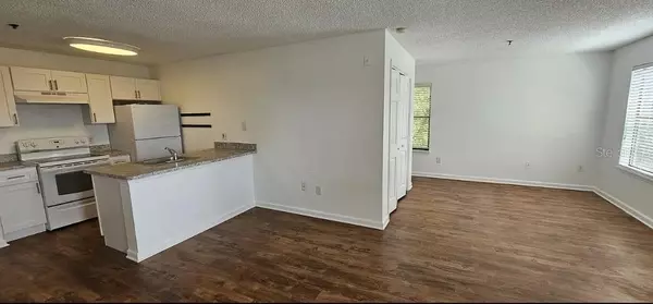 St Petersburg, FL 33716,11901 4TH ST N #5304
