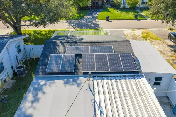 St Petersburg, FL 33713,3521 ITHACA ST N