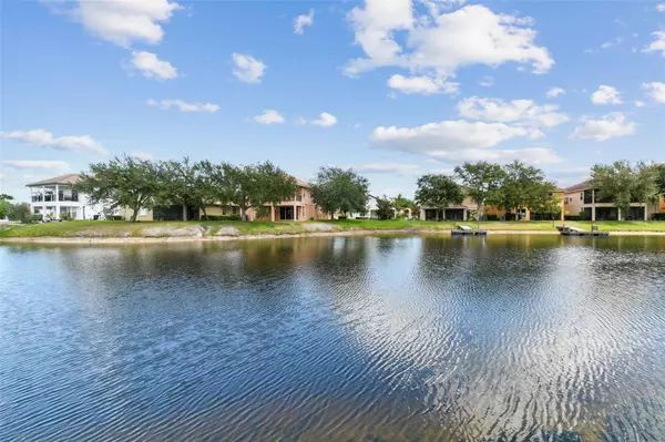 Tampa, FL 33647,18005 MALAKAI ISLE DR