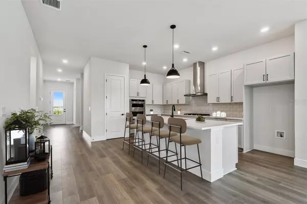 Sarasota, FL 34240,1606 RUNNING TIDE PL
