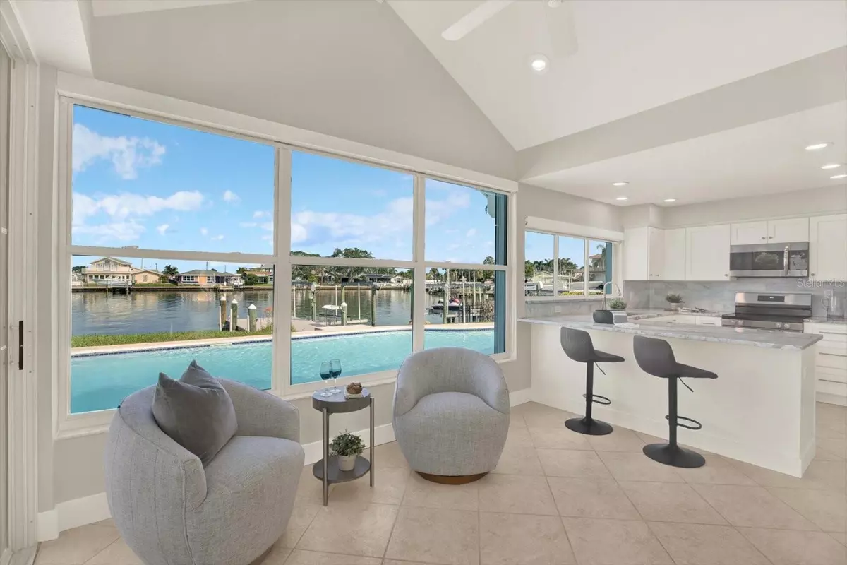 Seminole, FL 33772,5648 BAYVIEW DR