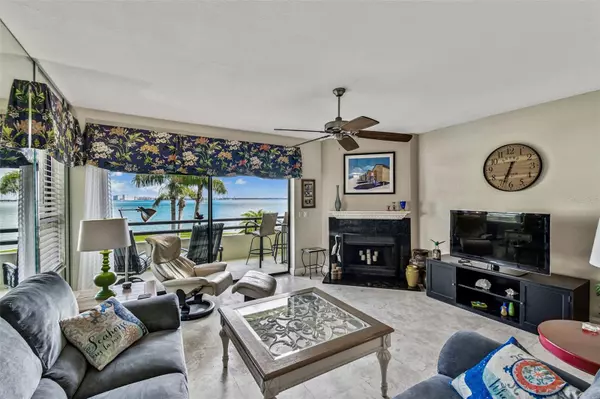 Tierra Verde, FL 33715,127 1ST ST E #103