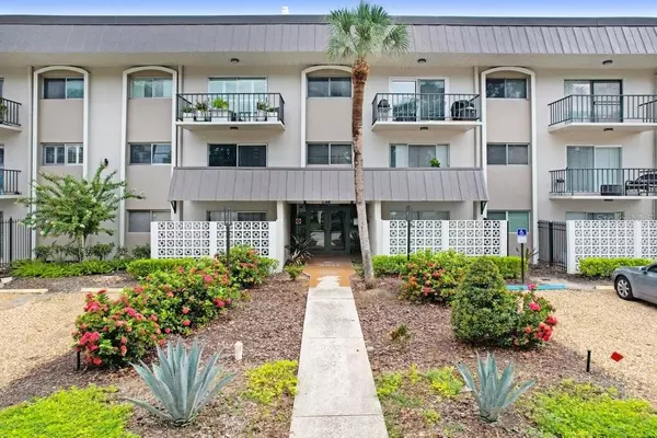 4611 W FIG ST #208, Tampa, FL 33609