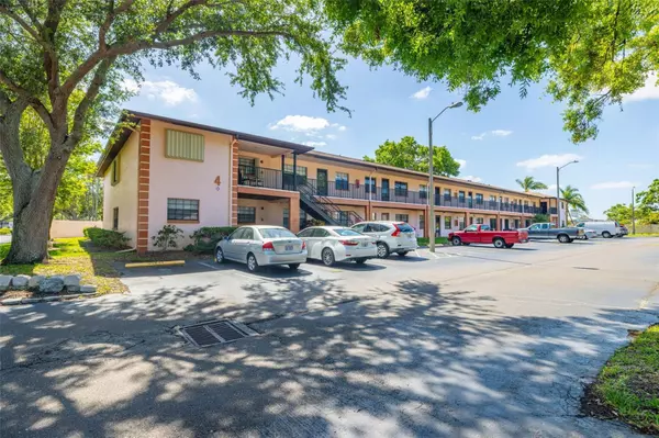 Largo, FL 33778,13250 RIDGE RD #4B3