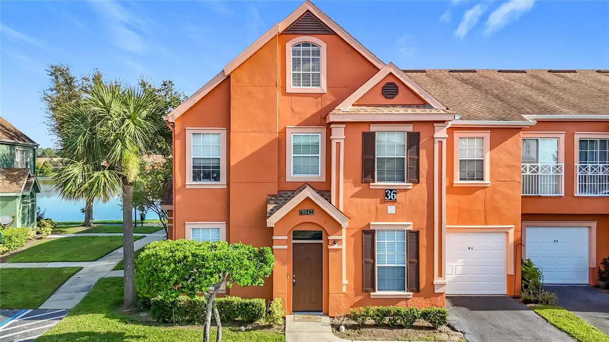Tampa, FL 33626,9842 LAKE CHASE ISLAND WAY #NA