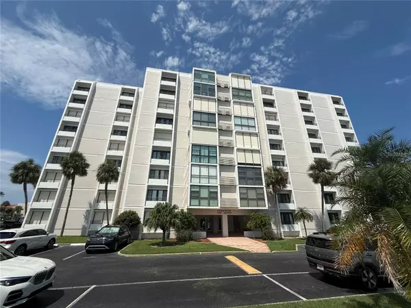 855 BAYWAY BLVD #605,  Clearwater Beach,  FL 33767