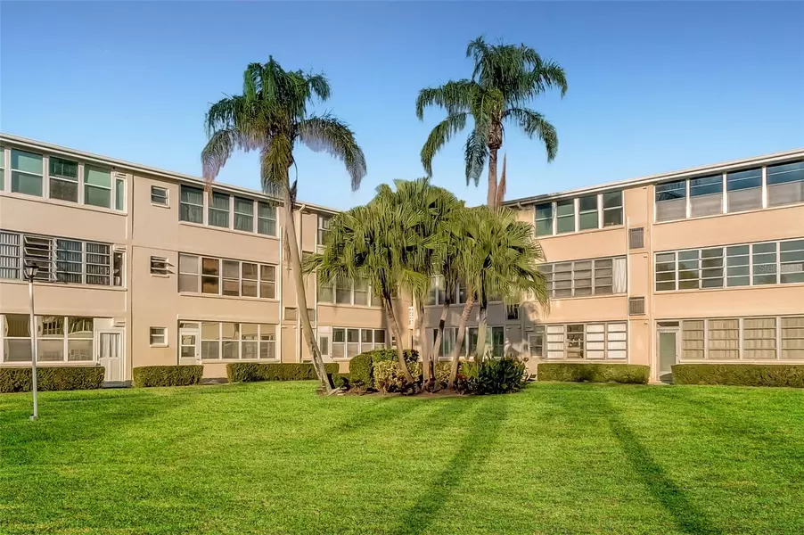 8100 DR MARTIN LUTHER KING JR ST N #311, St Petersburg, FL 33702