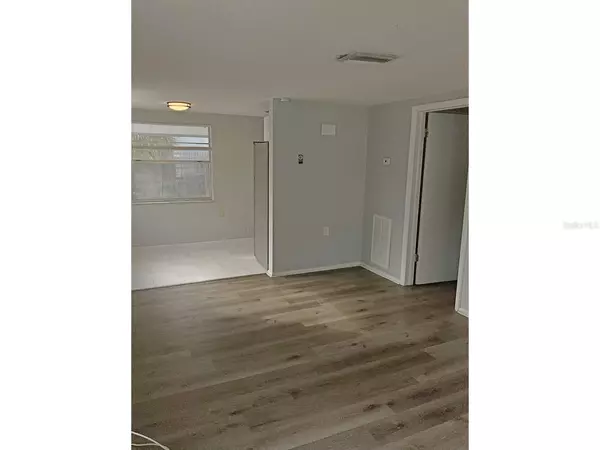 Holiday, FL 34690,5633 GOLDEN NUGGET DR