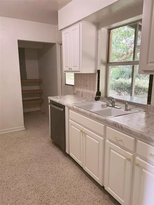 Spring Hill, FL 34606,6442 TREEHAVEN DR