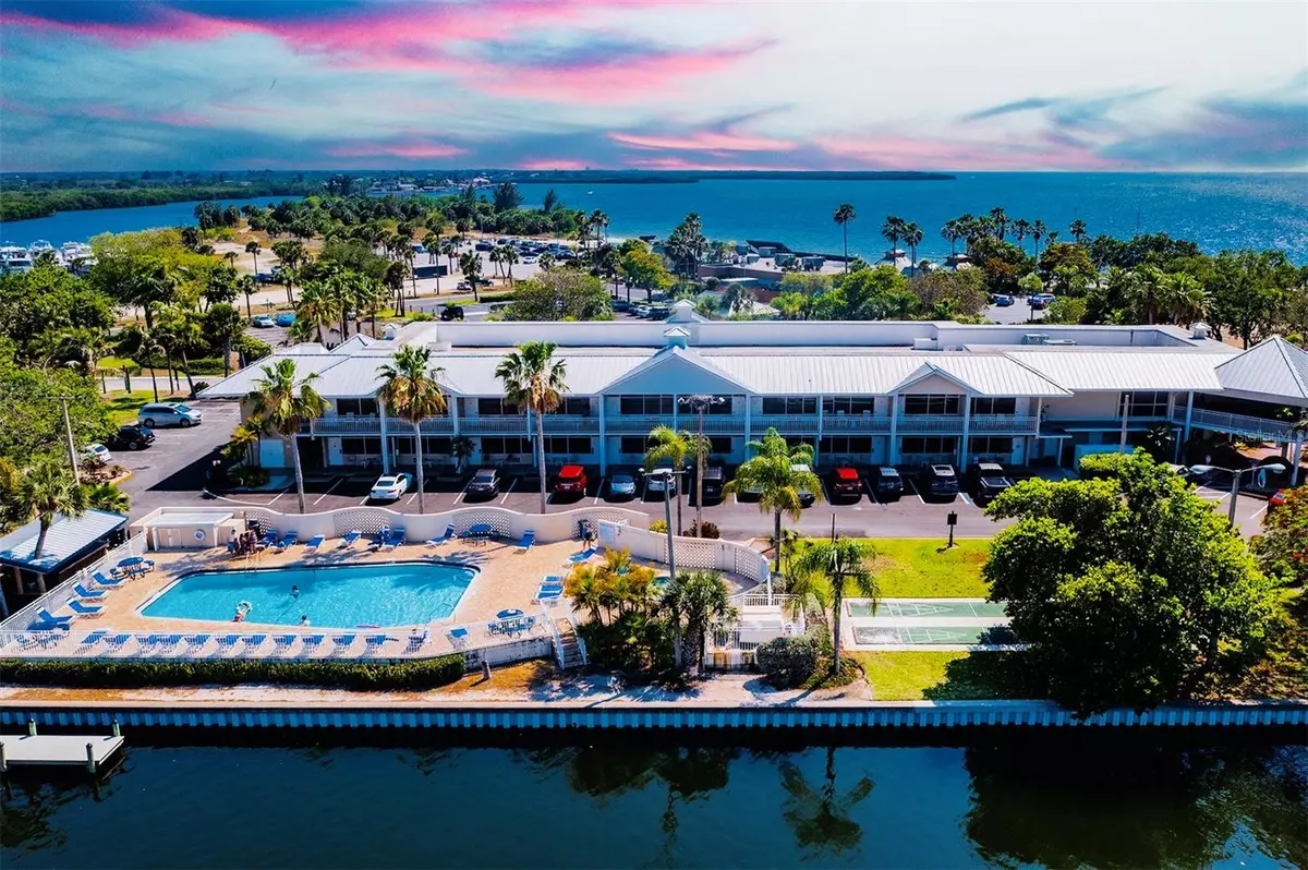 Ruskin, FL 33570,611 DESTINY DRIVE #519