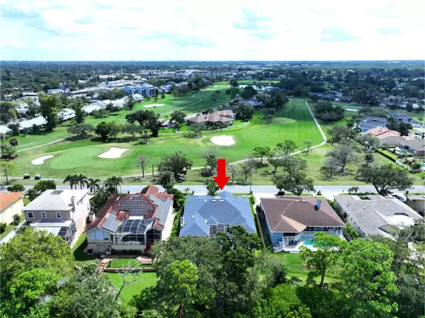 Seminole, FL 33777,7116 PEBBLE BEACH LN