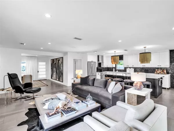 St Petersburg, FL 33713,4021 21ST AVE N