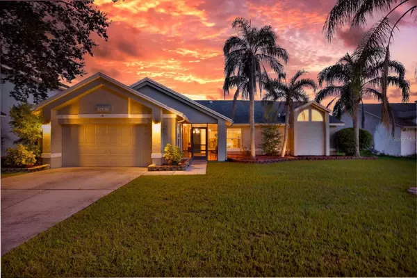 10406 CRESTFIELD DR,  Riverview,  FL 33569