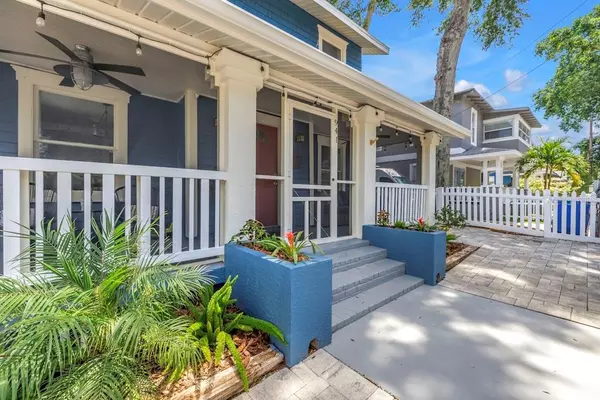 941 GRANVILLE CT N, St Petersburg, FL 33701