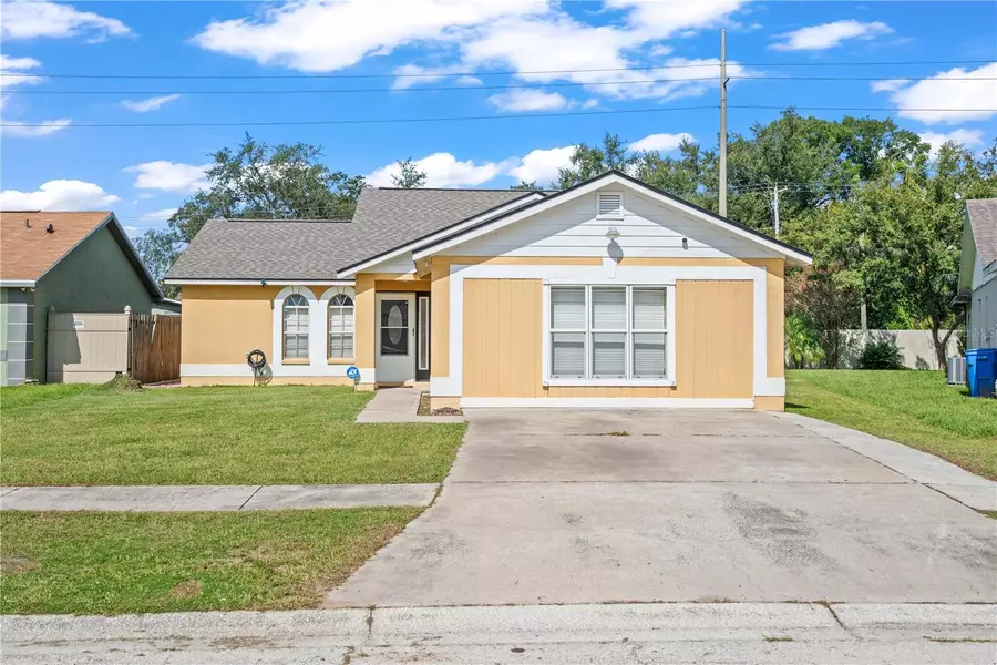 2108 RIDGEMORE DR, Valrico, FL 33594