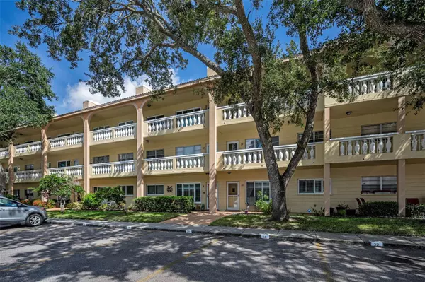 2226 SWITZERLAND WAY #52,  Clearwater,  FL 33763
