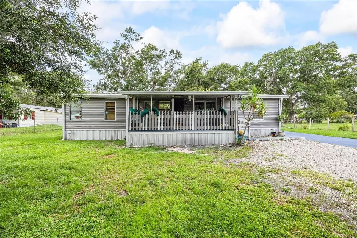 Lakeland, FL 33811,6227 SPRINGWOODS LN