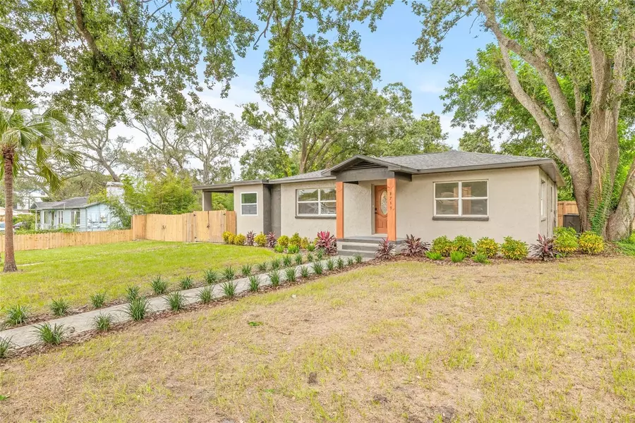 8719 N TEMPLE AVE, Tampa, FL 33617