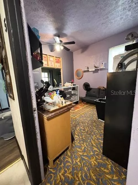 Tampa, FL 33602,803 E PALM AVE