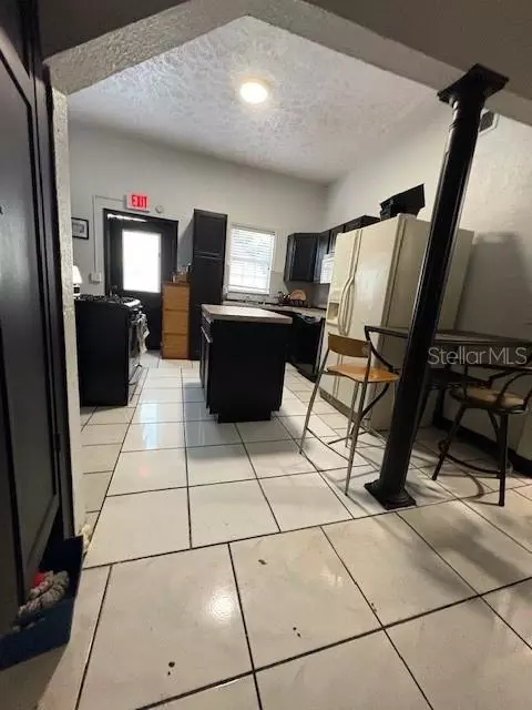 Tampa, FL 33602,803 E PALM AVE