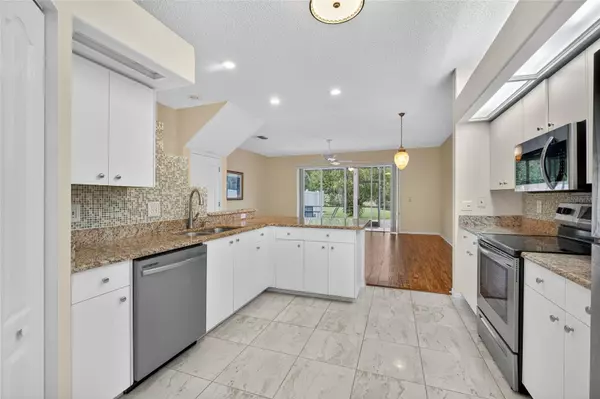 Oldsmar, FL 34677,245 HEMINGWAY DR