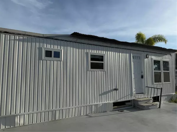 St Petersburg, FL 33709,8649 44TH AVE N #67