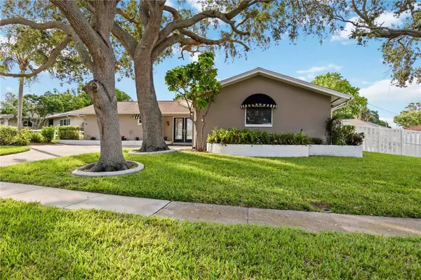 Seminole, FL 33776,14039 LEEWARD DR