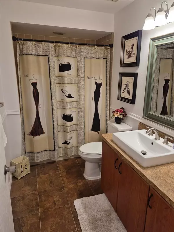 Palm Harbor, FL 34684,3028 RED OAK CT #102