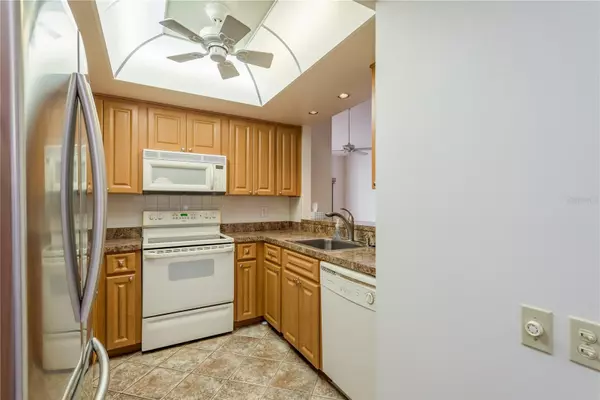 Holiday, FL 34691,4140 CASTLEWOOD DR