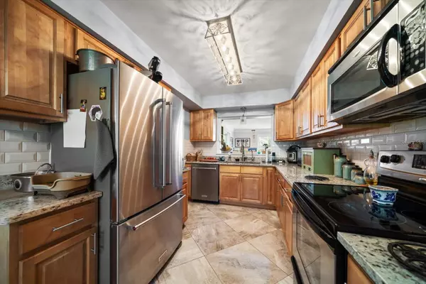 Plant City, FL 33563,1404 N PALM DR