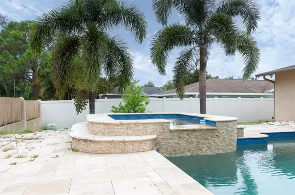 Dunedin, FL 34698,1555 FIFE CT