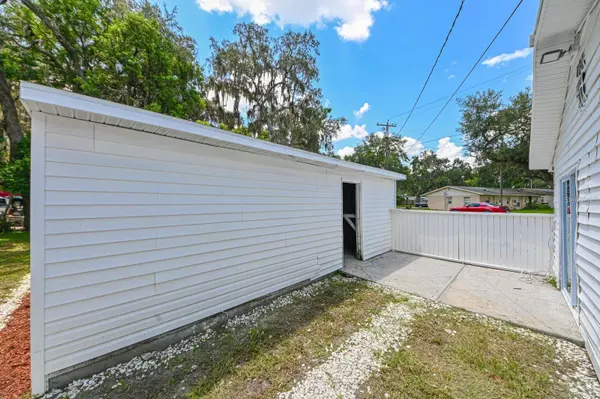 Zephyrhills, FL 33542,5620 1ST ST