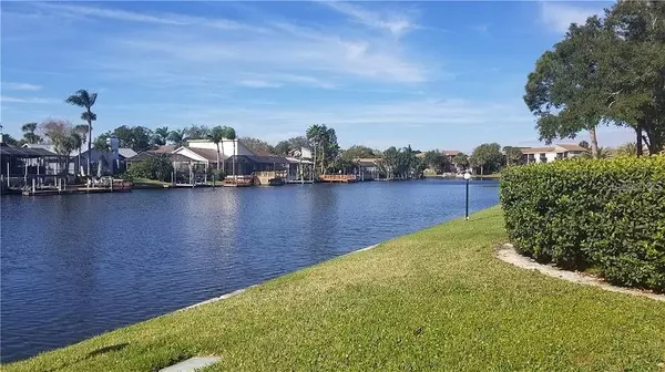 Tampa, FL 33615,6326 GRAND BAHAMA CIR #H