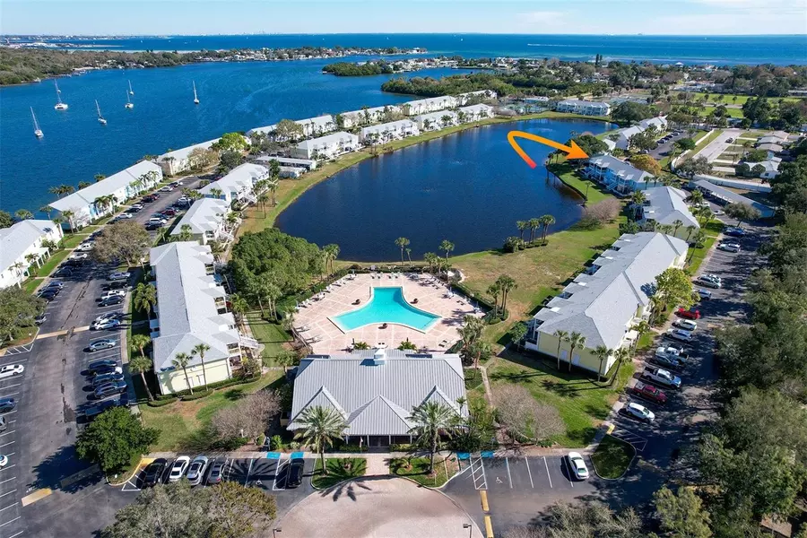 151 SEA HORSE DR SE #H, St Petersburg, FL 33705
