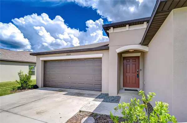 Zephyrhills, FL 33540,39724 HARMON GROVE CT