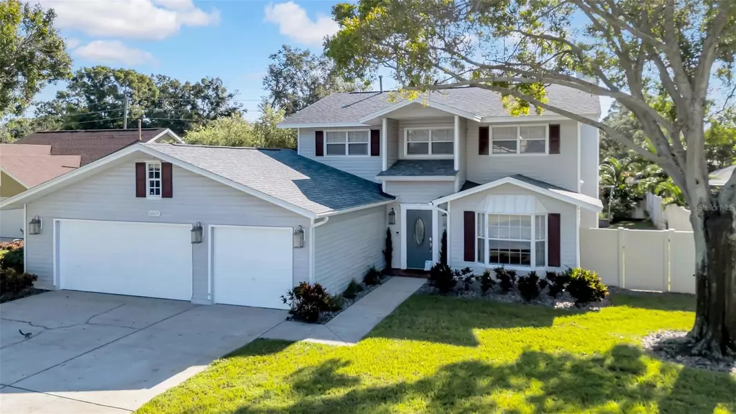 8809 GLEN LAKES BLVD N, St Petersburg, FL 33702