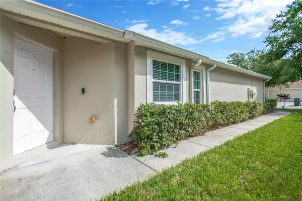 Zephyrhills, FL 33541,5533 AUTUMN SHIRE DR