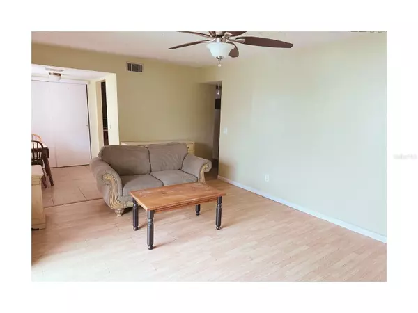 Port Richey, FL 34668,5541 BAY BLVD #410