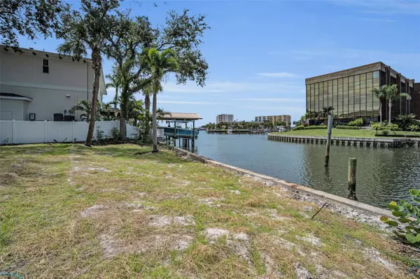 Tampa, FL 33609,56 SANDPIPER RD